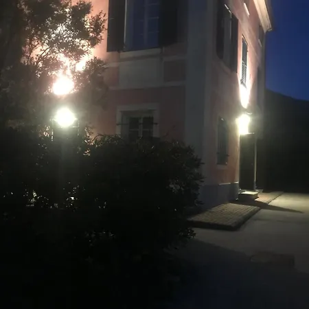 Apartamento Margherita Vicino A Sestri Levante Per 5 In Ottocentesca