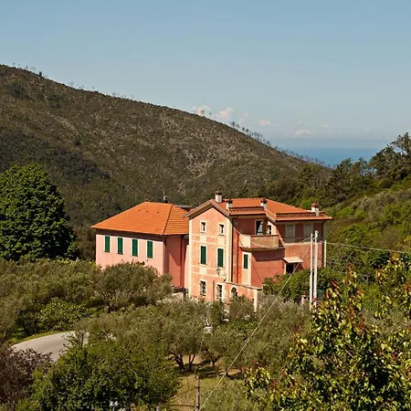 Margherita Vicino A Sestri Levante Per 5 In Ottocentesca Castiglione Chiavarese