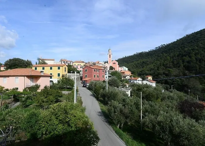 Margherita Vicino A Sestri Levante Per 5 In Ottocentesca